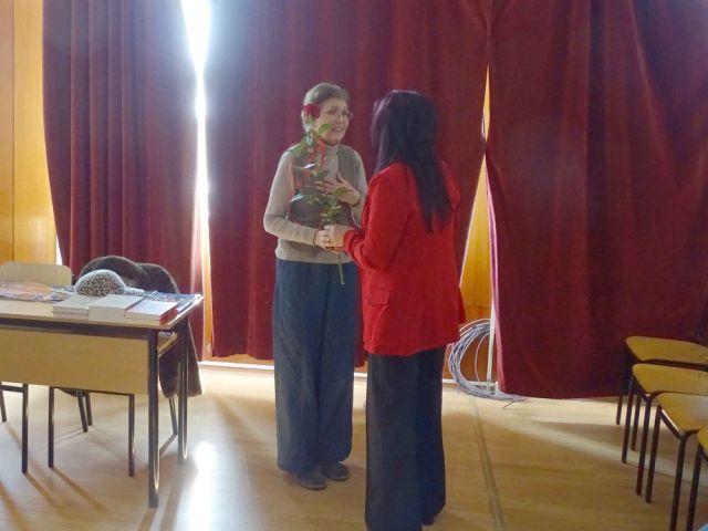 Владина Цекова представи документалния филм „Моето име е Минко„ в ПГТО „Добри Желязков“
