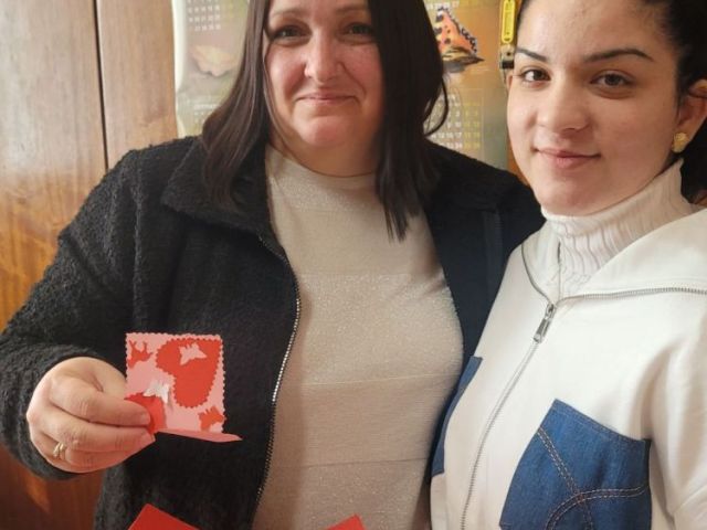 Обичта ни дава на децата криле да полетят и корени да се завърнат