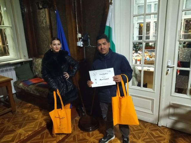 Тържественото награждаване на отличилите се ученици