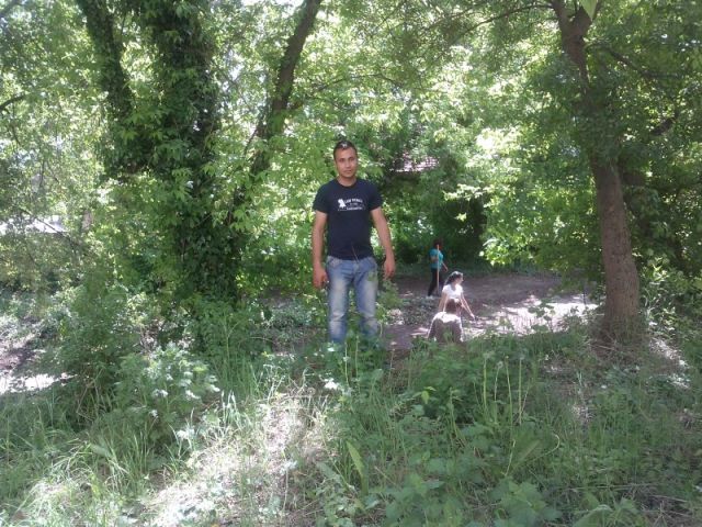 Пролетно почистване на Природен парк „Сините камъни“ [08.05.2015]