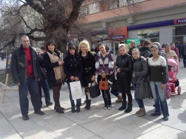 Второ място в конкурс за рисунка "Старият бряст" [20.02.2014]