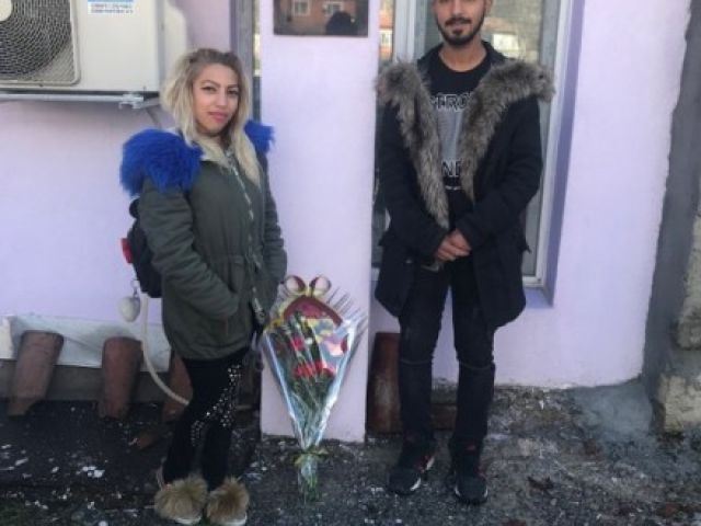 Клуб "Млади възрожденци" при ПГТО поднесоха цветя  [20.03.2018]