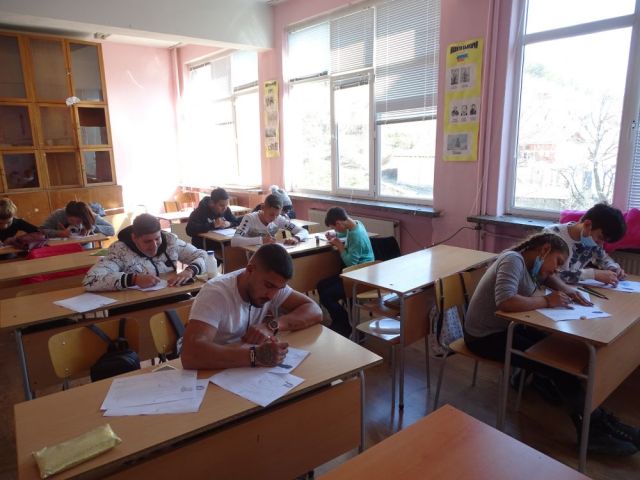Национален конкурс „Млади таланти в модата“ [06.02.2021]