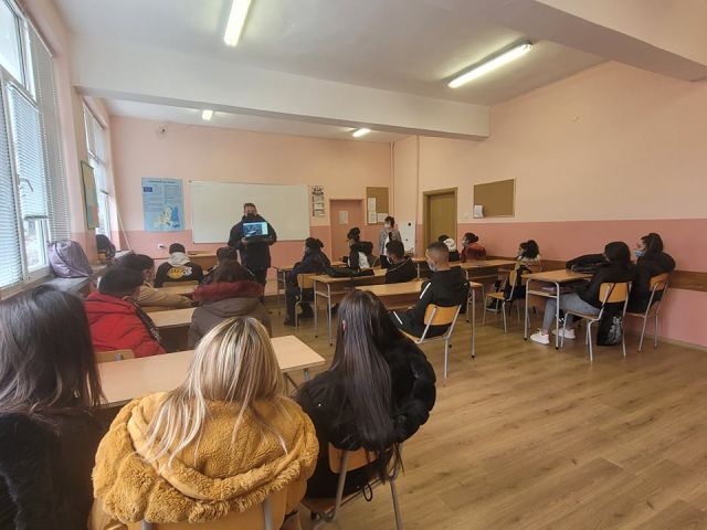Представители на Сдружение Лекари на света се срещнаха с ученици [02.03.2022]