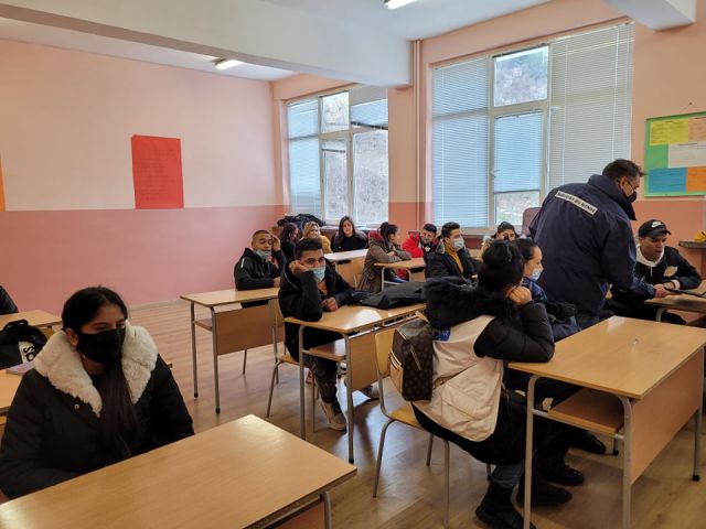 Представители на Сдружение Лекари на света се срещнаха с ученици [02.03.2022]