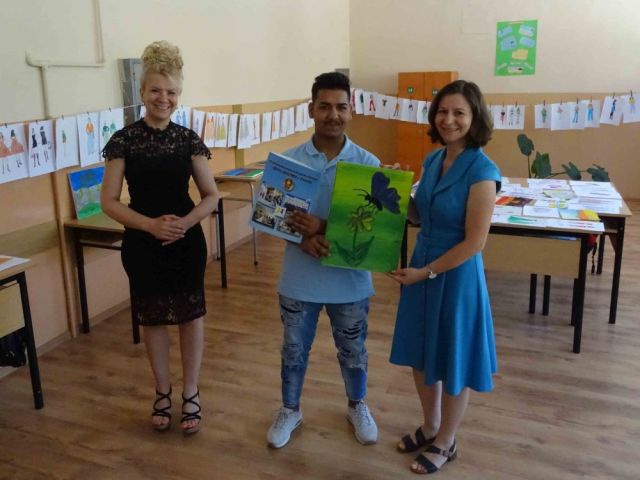 Изложба конкурс 8 а клас [23.06.2022]