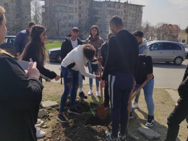 Празничната седмица [20.03.2023]