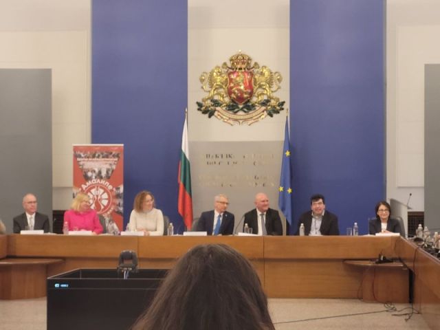 Обучение и церемония за ученическите омбудсмани в мрежата на Център "Амалипе", 22 -24 февруари 2024г. [26.02.2024]