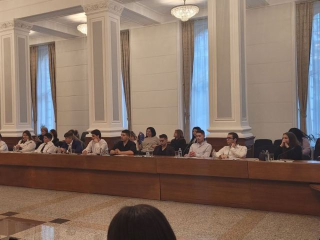 Обучение и церемония за ученическите омбудсмани в мрежата на Център "Амалипе", 22 -24 февруари 2024г. [26.02.2024]