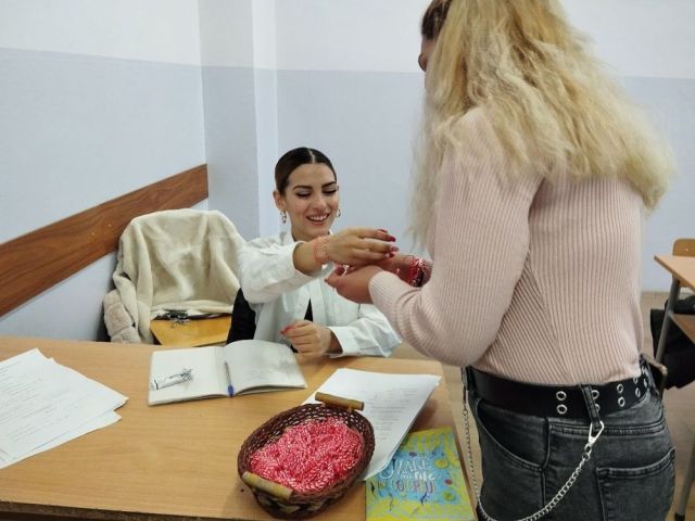 Баба Марта бързала, мартенички вързала… [01.03.2024]