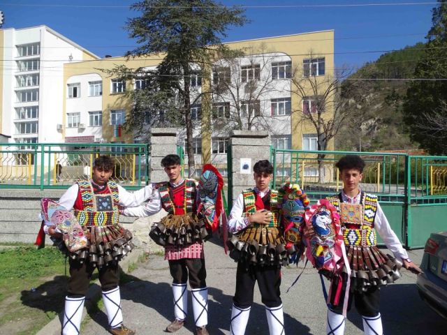 Първи училищен концерт “Преглед на изкуствата” [01.04.2024]