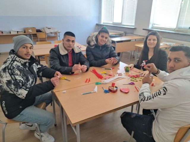 Изработване на мартеници [24.02.2025]