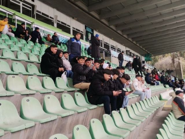 Футболната магия оживя за нашите ученици! [10.04.2025]
