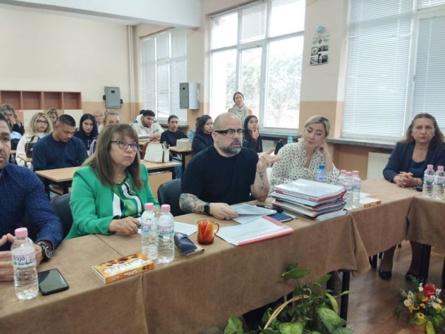 Публична защита на дипломни проекти в ПГТО „Добри Желязков“