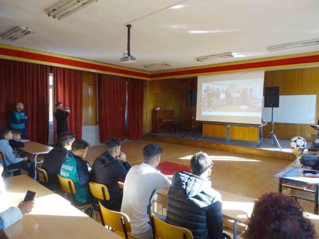 Училищния ученически съвет бе сцена на инициативата #ТолерантностВсекиДен [12.11.2025]