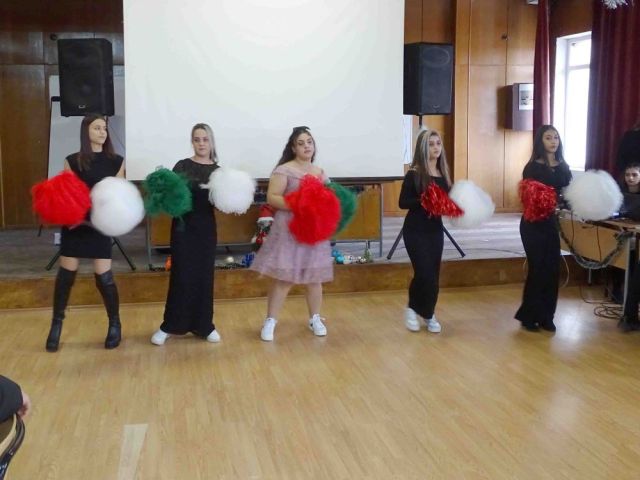 Светли и благословени Рождественски празници [23.12.2025]
