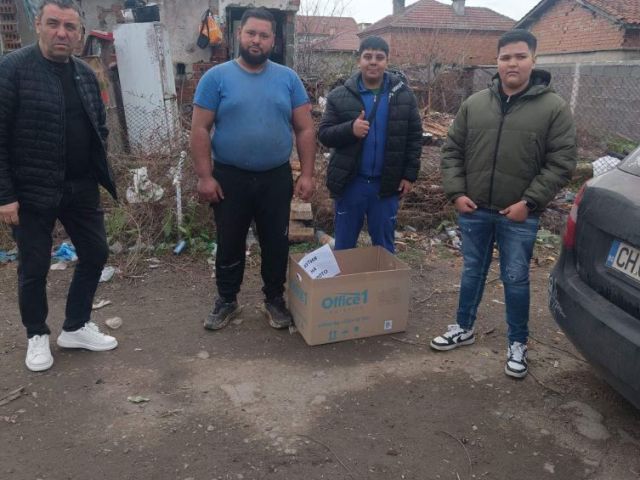 Благотворителната инициатива на учениците от Училищния ученически съвет [23.12.2025]