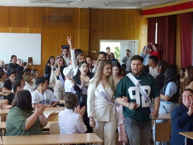 С много емоции, усмивки и вълнуващи спомени ПГТО „Добри Желязков“ изпрати своя Випуск 2026 [18.05.2026]