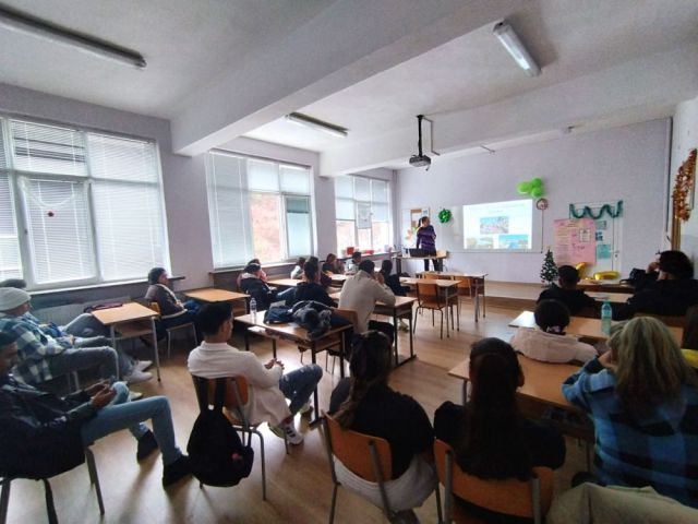 Дискусионна среща в часа по Гражданско образование