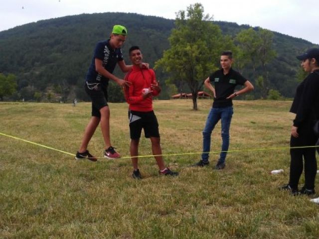 Младежки лагер „Здравей лято“