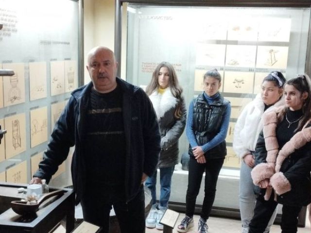 Посещение на Националния музей на текстилната индустрия