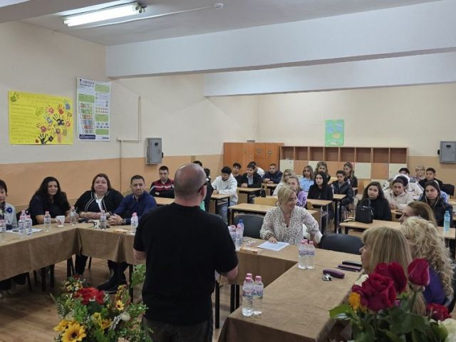 Публична защита на дипломни проекти в ПГТО „Добри Желязков“