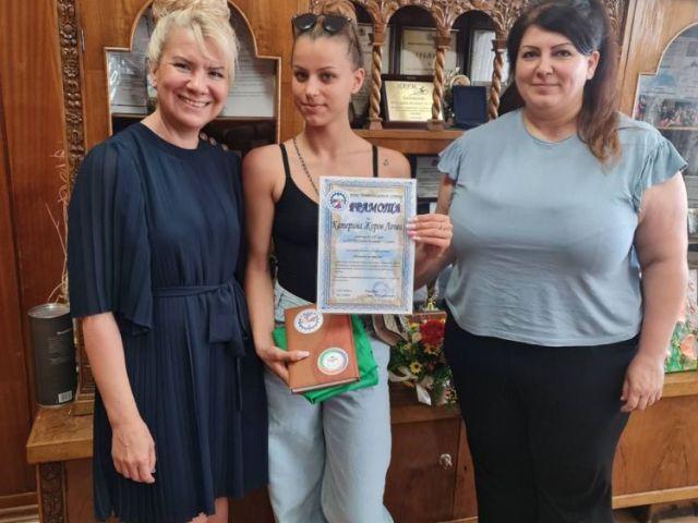 Награждаване на отличени ученици