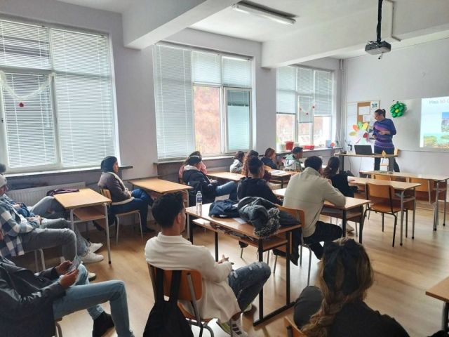 Дискусионна среща в часа по Гражданско образование