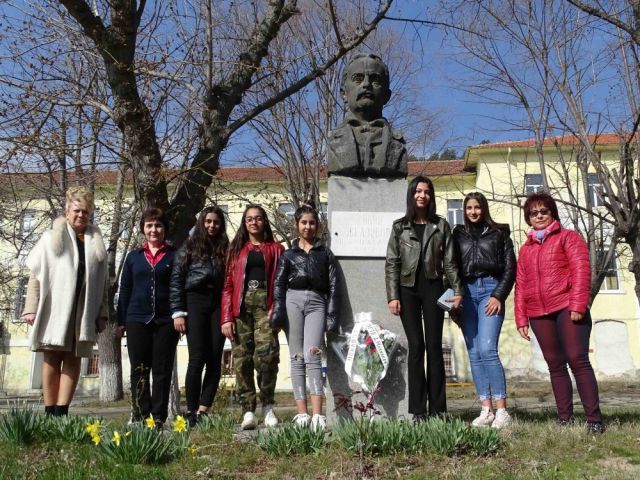 Празничната седмица