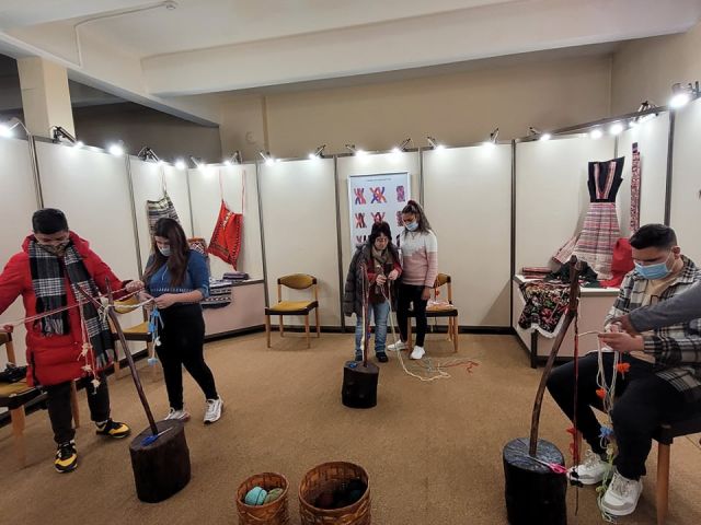 Ръкоделни традиции