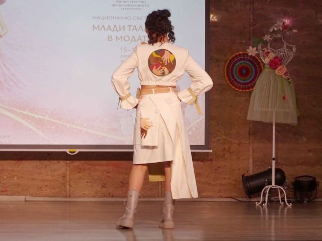 Национална награда — първо място в категория “Сръчни ръце“ за Професионална гимназия по текстил и облекло „Добри Желязков“ – гр. Сливен
