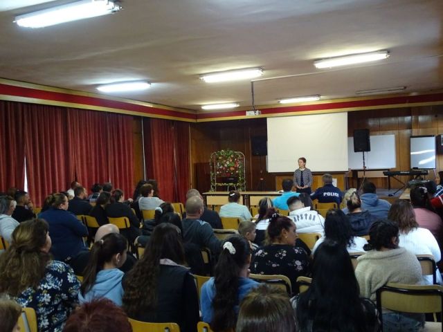 Информационни кампании във връзка с БДП и механизъм за обхващане, включване и предотвратяване на отпадането от образователната система на ученици в задължителна училищна възраст