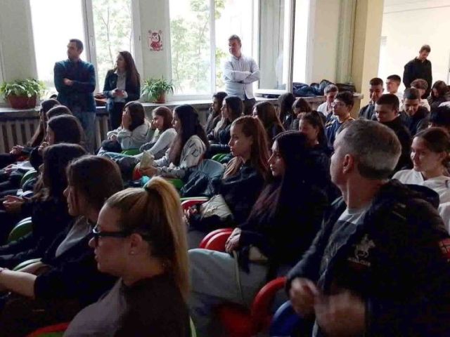 ПГТО „Добри Желязков“ се включи в националното честване „Мрежата на свободата“ по повод 150 години от Априлското въстание