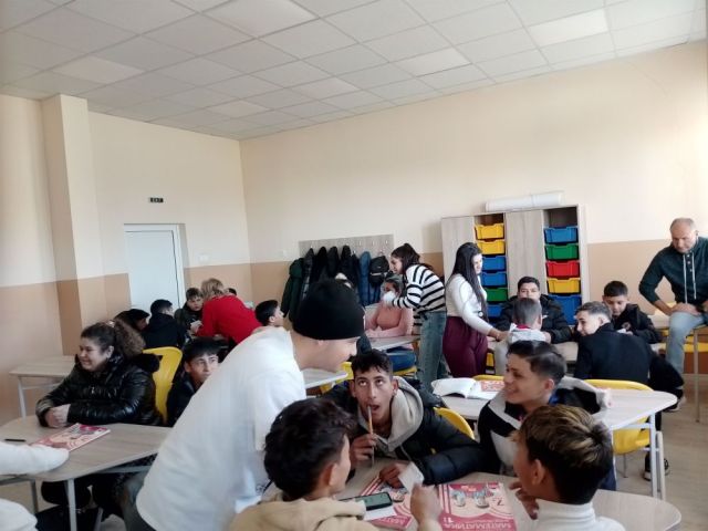 Изнесен урок по Програмата „Училища – посланици на Европейския парламент“ в с. Тополчане
