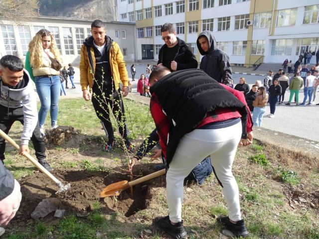 Празничната седмица