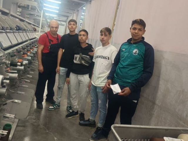 Дуалната система на обучение в Професионална гимназия по текстил и облекло "Добри Желязков" – пряк път към успешна кариера