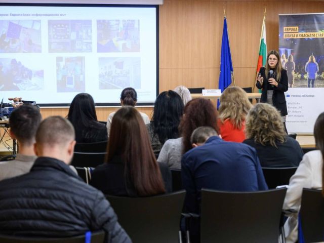 Училища посланици на Европейския парламент