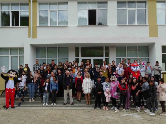Еразъм + Нека слънцето грее в нашите училища