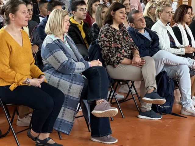 Еразъм + Нека слънцето грее в нашите училища