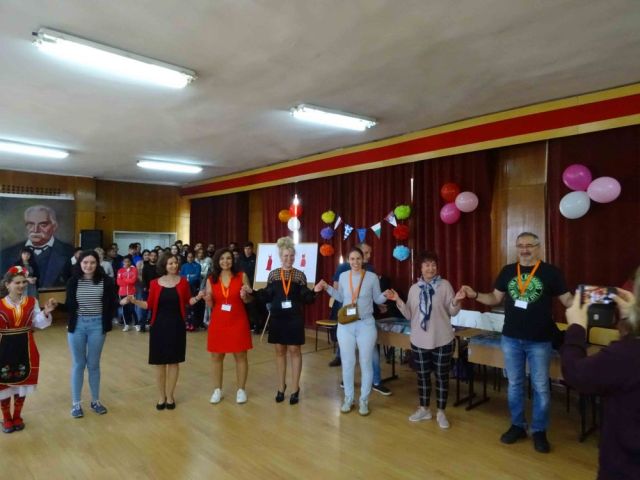 Еразъм + Нека слънцето грее в нашите училища